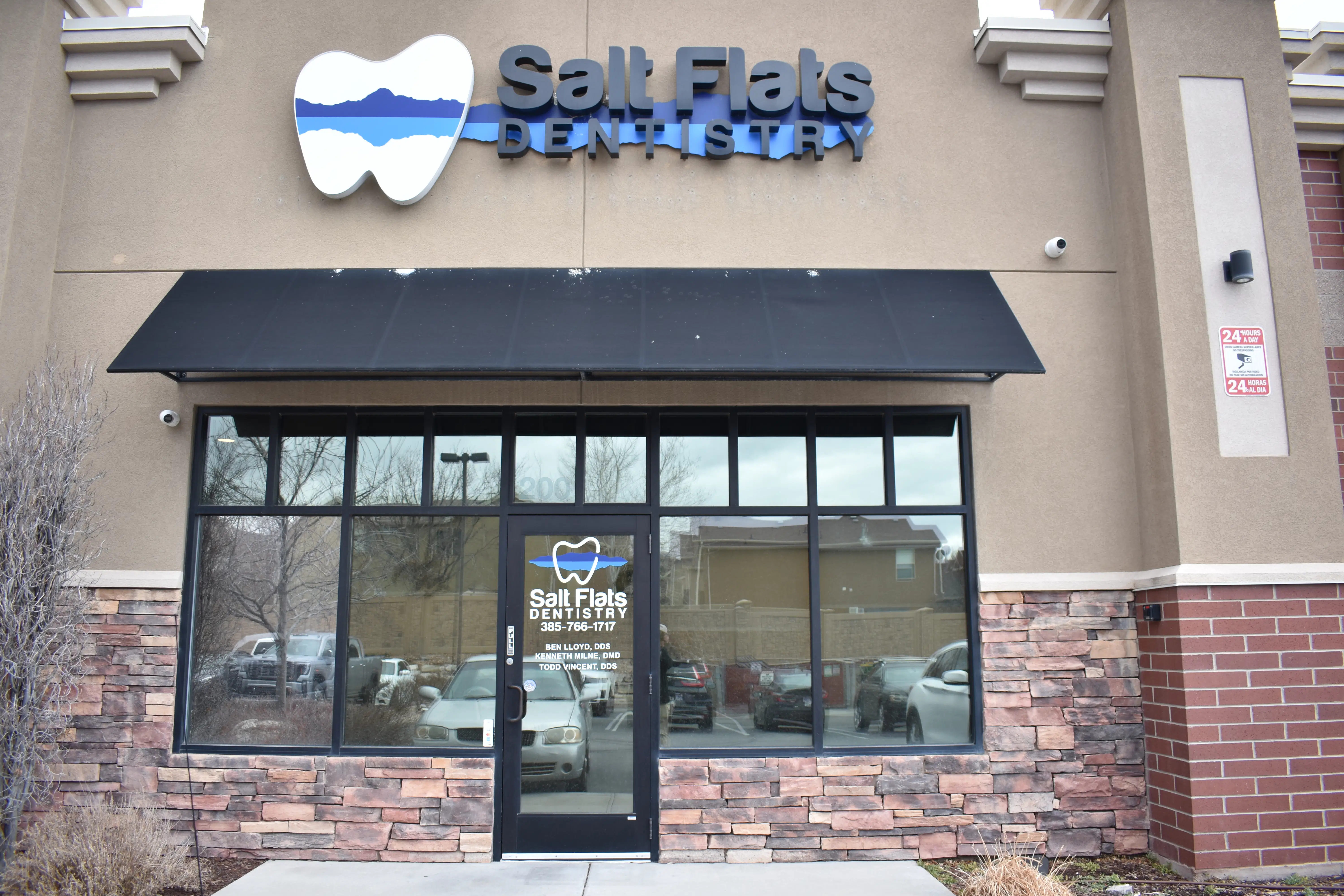 Salt Flats Dentistry Exterior